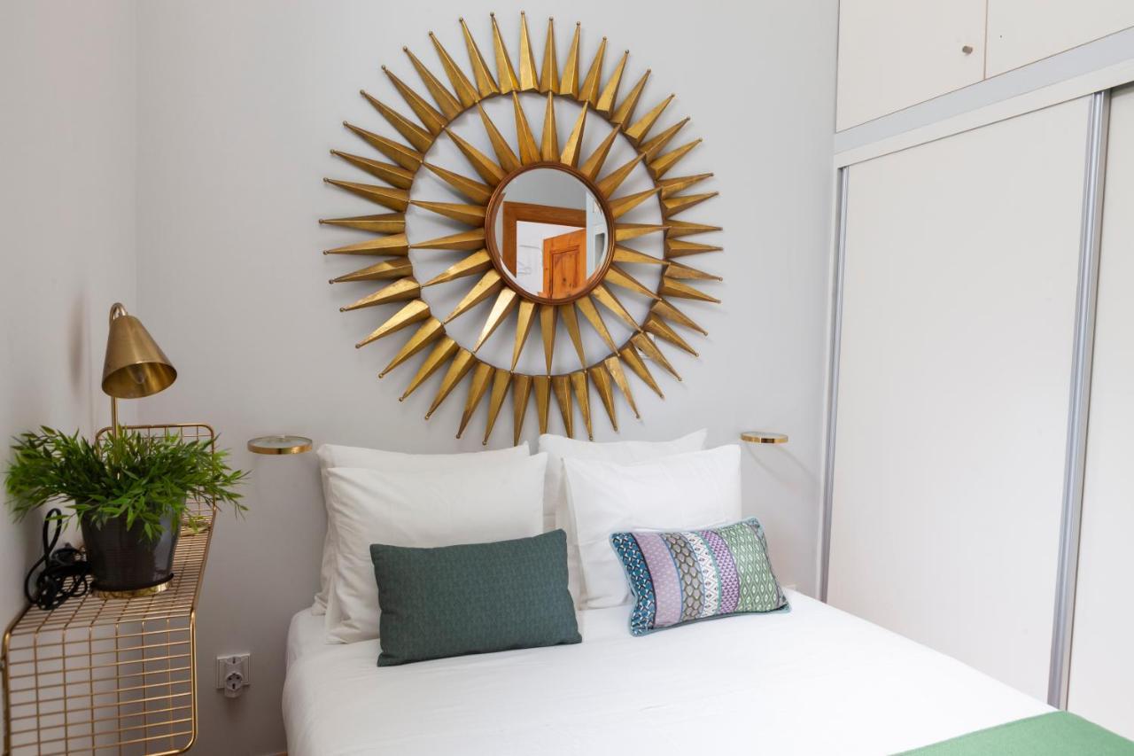 Alfama Terrace Apartment With Authentic XVIII Tiles And Historic Notes 3 Bedrooms & 2 Bathrooms Ac Lisboa Ngoại thất bức ảnh