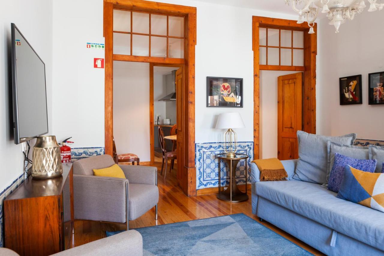 Alfama Terrace Apartment With Authentic XVIII Tiles And Historic Notes 3 Bedrooms & 2 Bathrooms Ac Lisboa Ngoại thất bức ảnh