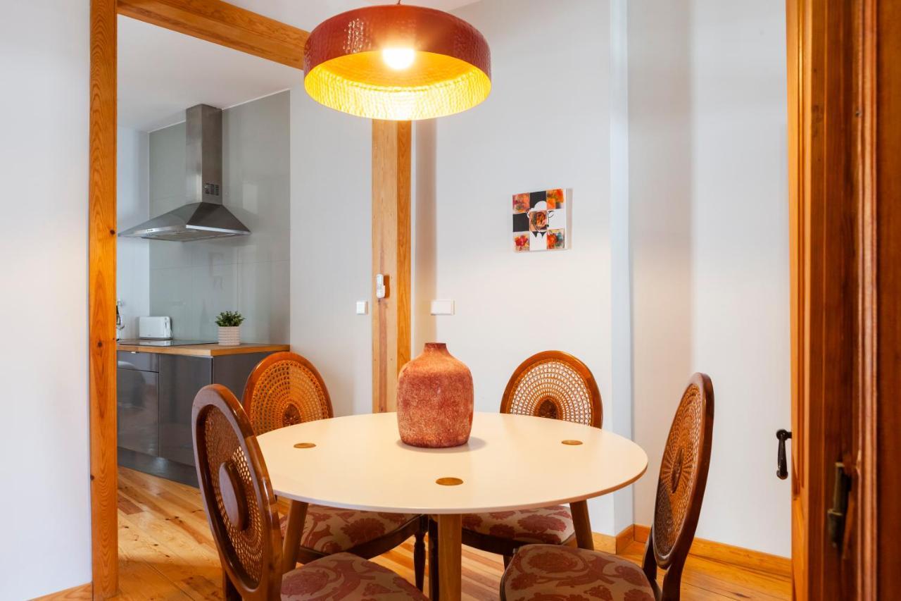 Alfama Terrace Apartment With Authentic XVIII Tiles And Historic Notes 3 Bedrooms & 2 Bathrooms Ac Lisboa Ngoại thất bức ảnh