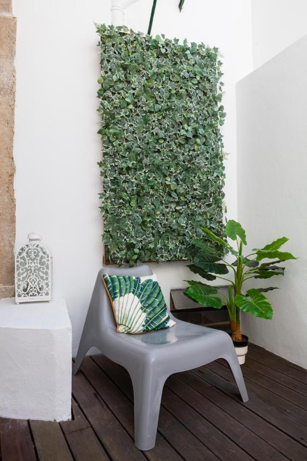 Alfama Terrace Apartment With Authentic XVIII Tiles And Historic Notes 3 Bedrooms & 2 Bathrooms Ac Lisboa Ngoại thất bức ảnh
