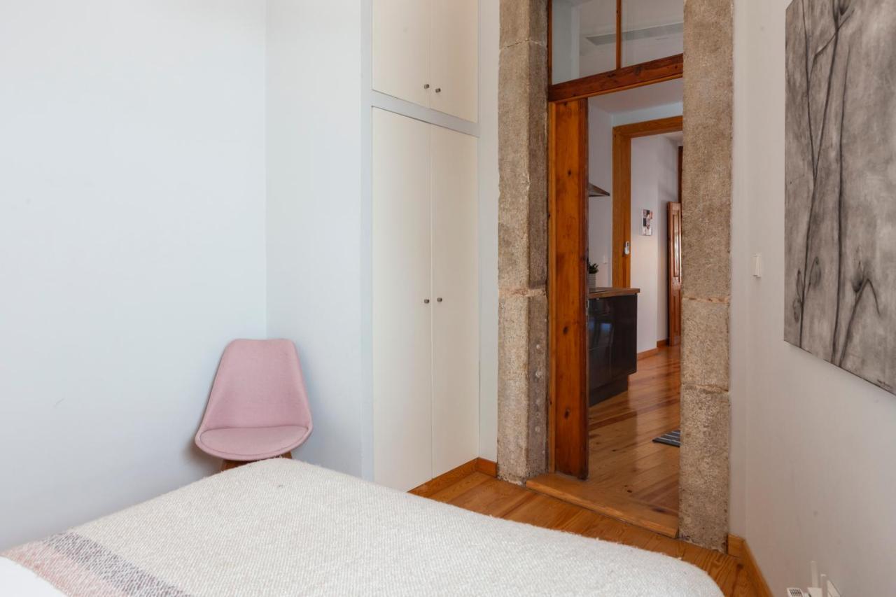 Alfama Terrace Apartment With Authentic XVIII Tiles And Historic Notes 3 Bedrooms & 2 Bathrooms Ac Lisboa Ngoại thất bức ảnh