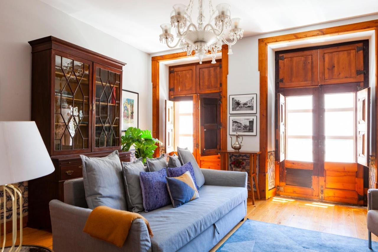 Alfama Terrace Apartment With Authentic XVIII Tiles And Historic Notes 3 Bedrooms & 2 Bathrooms Ac Lisboa Ngoại thất bức ảnh