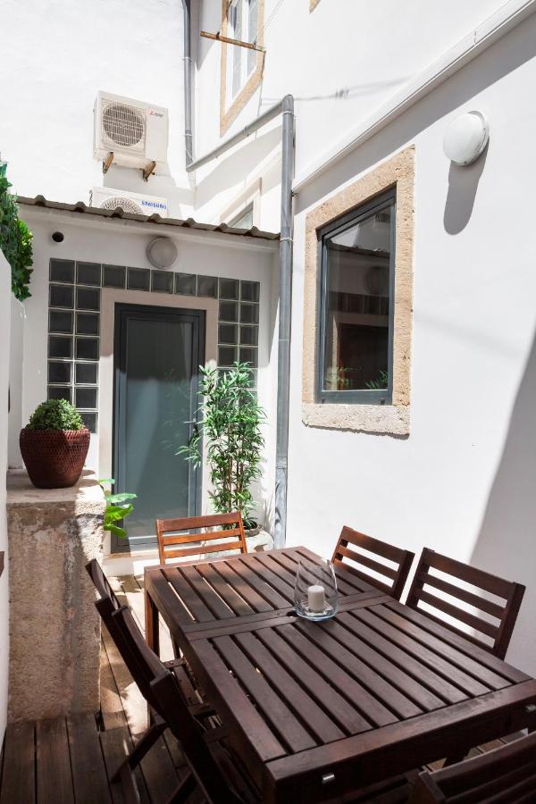 Alfama Terrace Apartment With Authentic XVIII Tiles And Historic Notes 3 Bedrooms & 2 Bathrooms Ac Lisboa Ngoại thất bức ảnh
