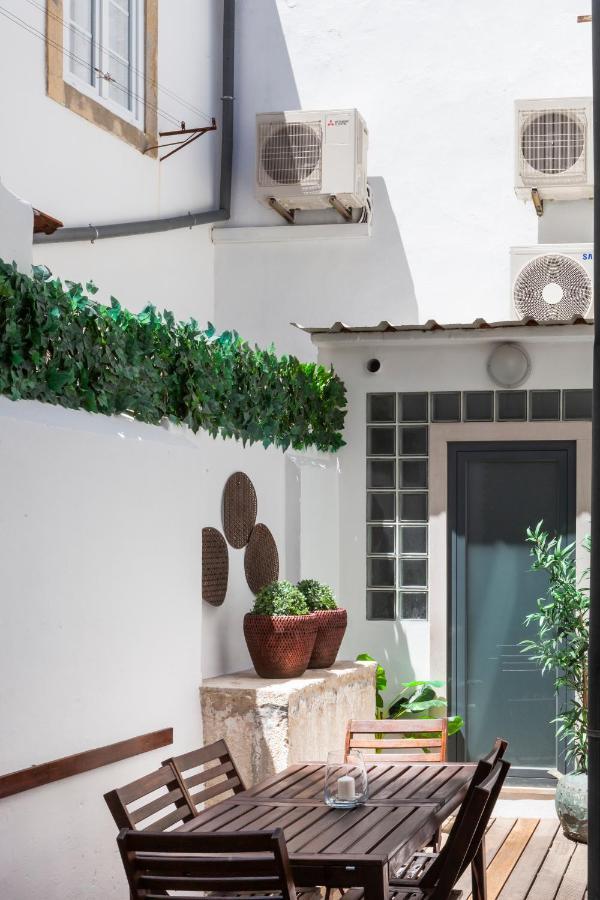 Alfama Terrace Apartment With Authentic XVIII Tiles And Historic Notes 3 Bedrooms & 2 Bathrooms Ac Lisboa Ngoại thất bức ảnh