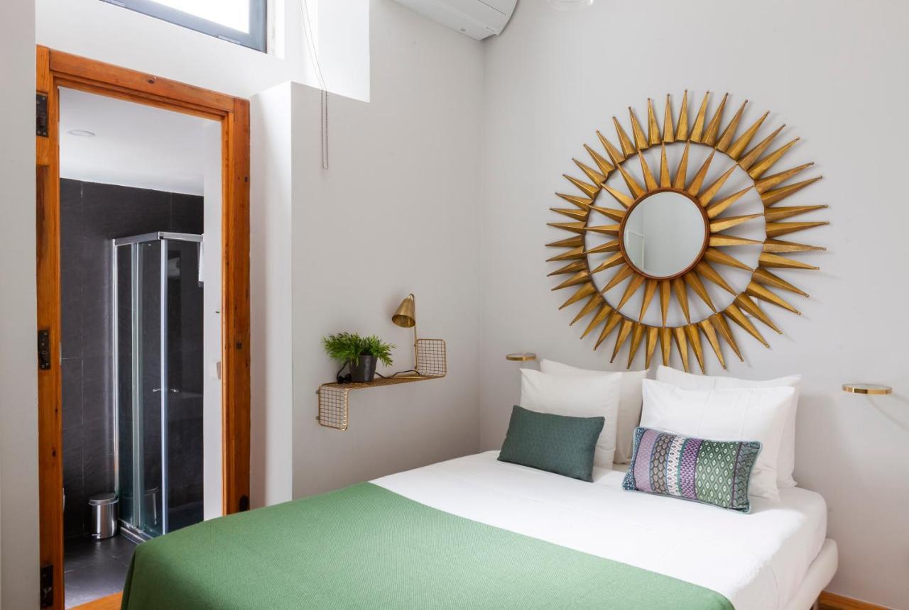 Alfama Terrace Apartment With Authentic XVIII Tiles And Historic Notes 3 Bedrooms & 2 Bathrooms Ac Lisboa Ngoại thất bức ảnh